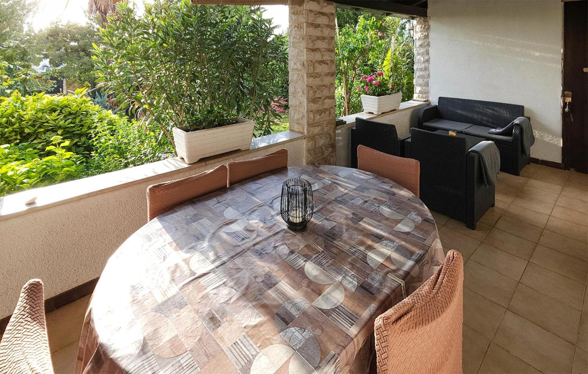 Beautiful Apartment In Porec With Wifi Exterior photo